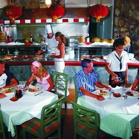 Hl Rondo Szálloda 4*