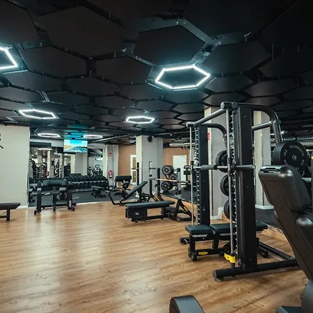 מלון Hl Rondo 4*