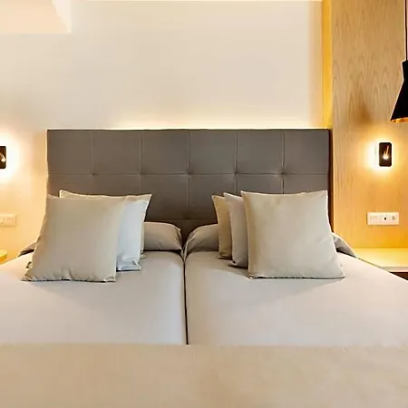 Hl Rondo Отель 4*