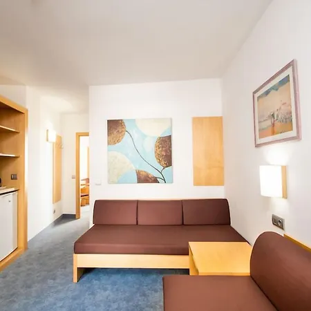 Hl Rondo Hotel 4*